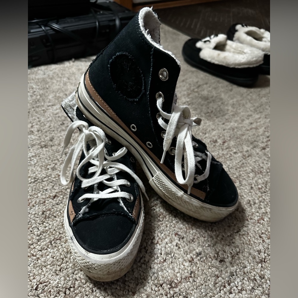 Converse platform high tops